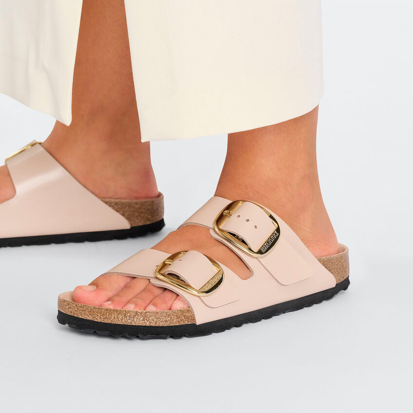 Birkenstock ARIZONA BIG BUCKLE 1026553 High Shine New Beige | Cuir Largeur Étroite - Dealorys