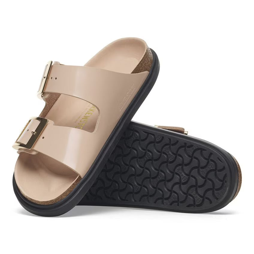 Birkenstock ARIZONA DROPLET BUCKLE 1029386 High Shine New Beige | Cuir Largeur Étroite - Dealorys
