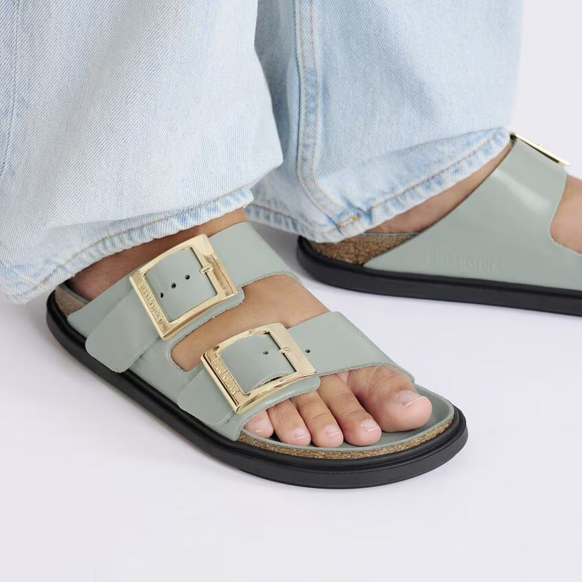 Birkenstock ARIZONA DROPLET BUCKLE 1029367 High Shine Pure Sage | Cuir Largeur Étroite - Dealorys
