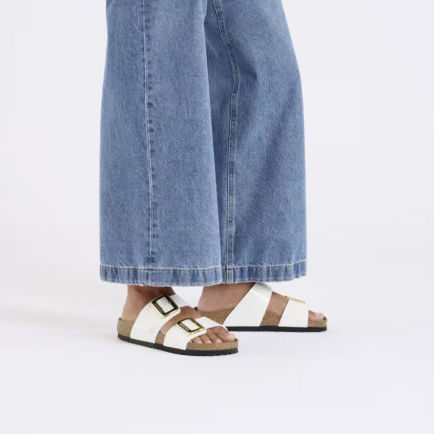 Birkenstock Sydney Luxe Buckle 1029438 White Patent | Birko-Flor Largeur Étroite - Dealorys