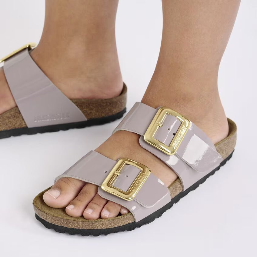 Birkenstock Sydney Luxe Buckle 1029473 Faded Purple Patent | Birko-Flor Largeur Étroite - Dealorys