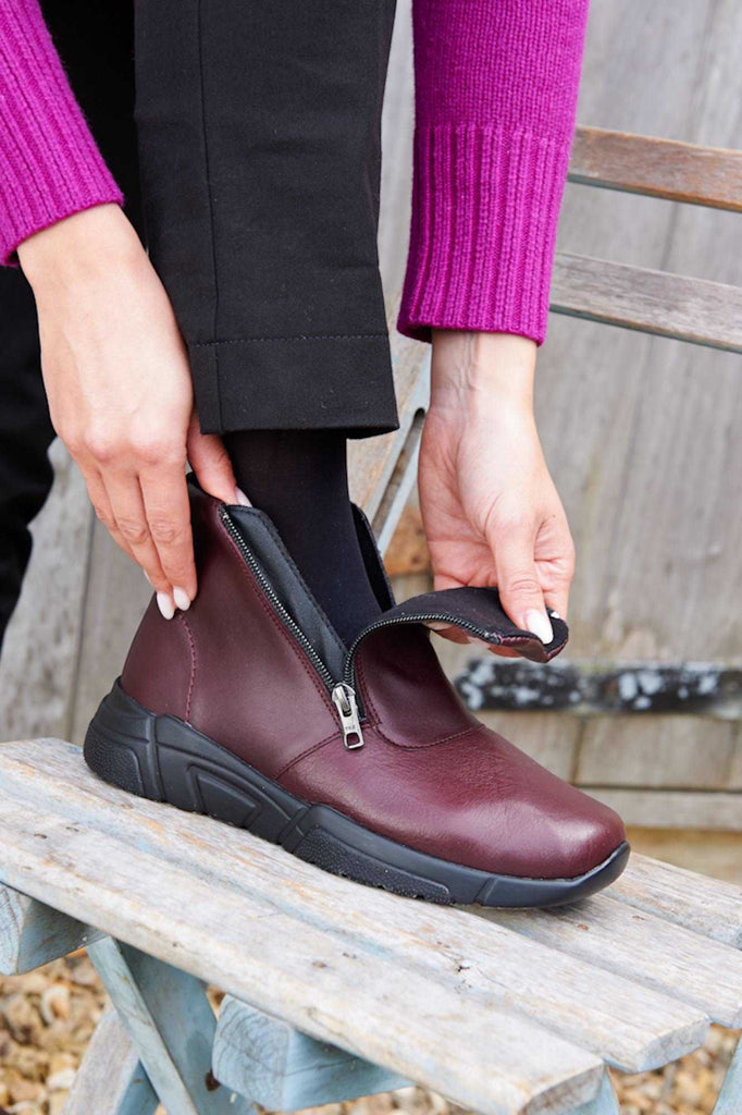 DB Shoes FARNHAM 75220R Burg Lea - Dealorys
