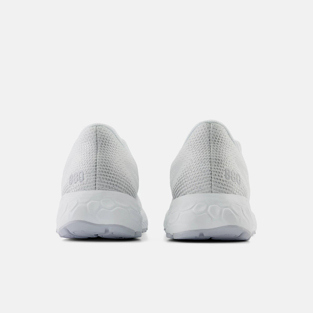 New Balance W880W13 Blanc avec argent clair | Espadrilles de course - Dealorys