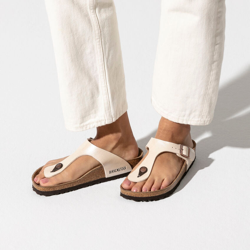 Birkenstock GIZEH 0943871 Graceful Pearl White | Birko-Flor Largeur Régulière - Dealorys