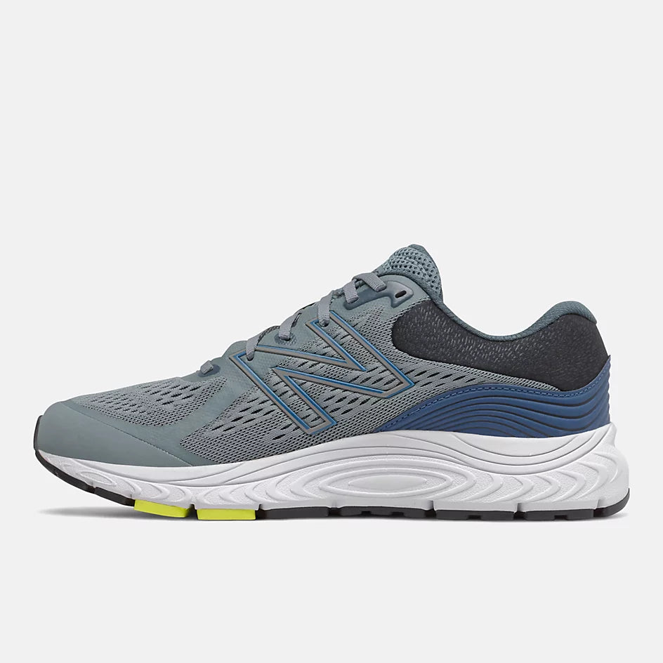 New Balance 840 M840LB5 Gris océan et bleu oxygène | Espadrilles de course pour hommes avec semelles amovibles - Dealorys