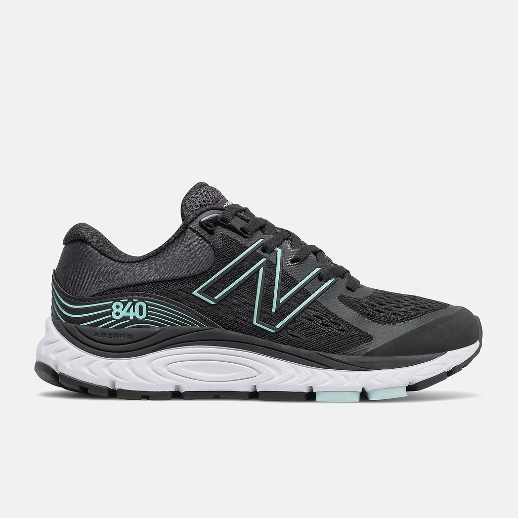 New Balance 840 W840BM5 Noir avec bleu orage | Espadrilles de course pour femmes avec semelles amovibles - Dealorys